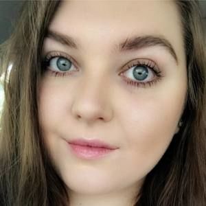 Meet your Posher, Carly